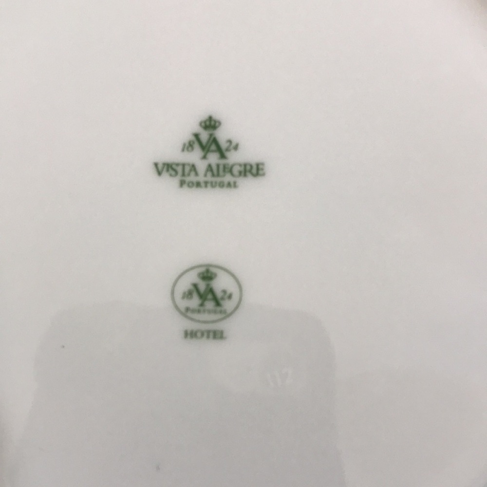- Beautiful vista Alegre bread plate 7 inch diameter set of 4 Euc - Picture 4 of 5
